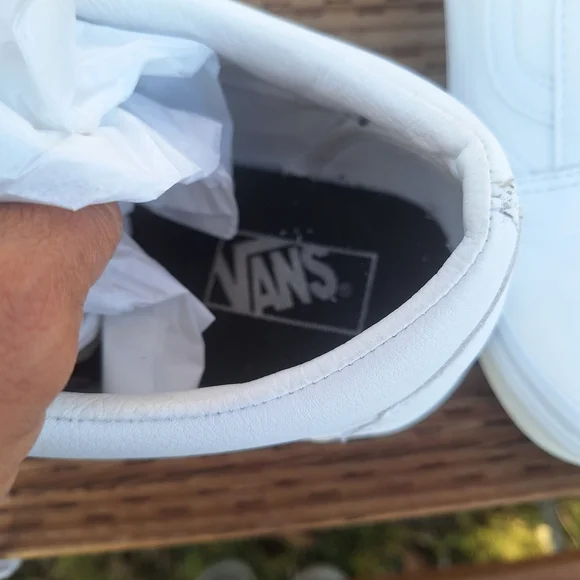 Vans Old Skool Classic All-White Men's Sneakers 12 - Picture 15 of 16